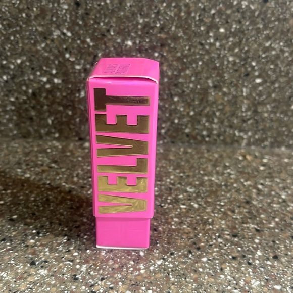 Jeffree Star “Always Fairhful” velvet trap lipstick NEW - Picture 2 of 6